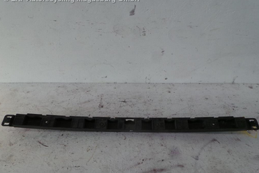 Tr&auml;ger Halter Mitte Sto&szlig;f&auml;nger hinten VW Polo 9N 4 T&uuml;rer